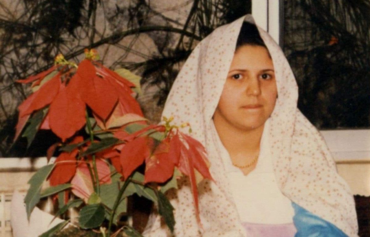 Bild på Miranda Ebrahimi som barn i samband med att hon blev bortgift